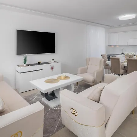 Holiday home Lovely In Vrvari With Sauna Porec