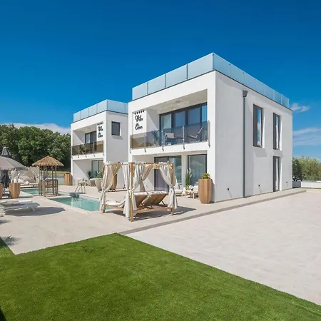 Lovely In Vrvari With Sauna Casa vacanze