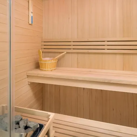 Lovely In Vrvari With Sauna Vikendica
